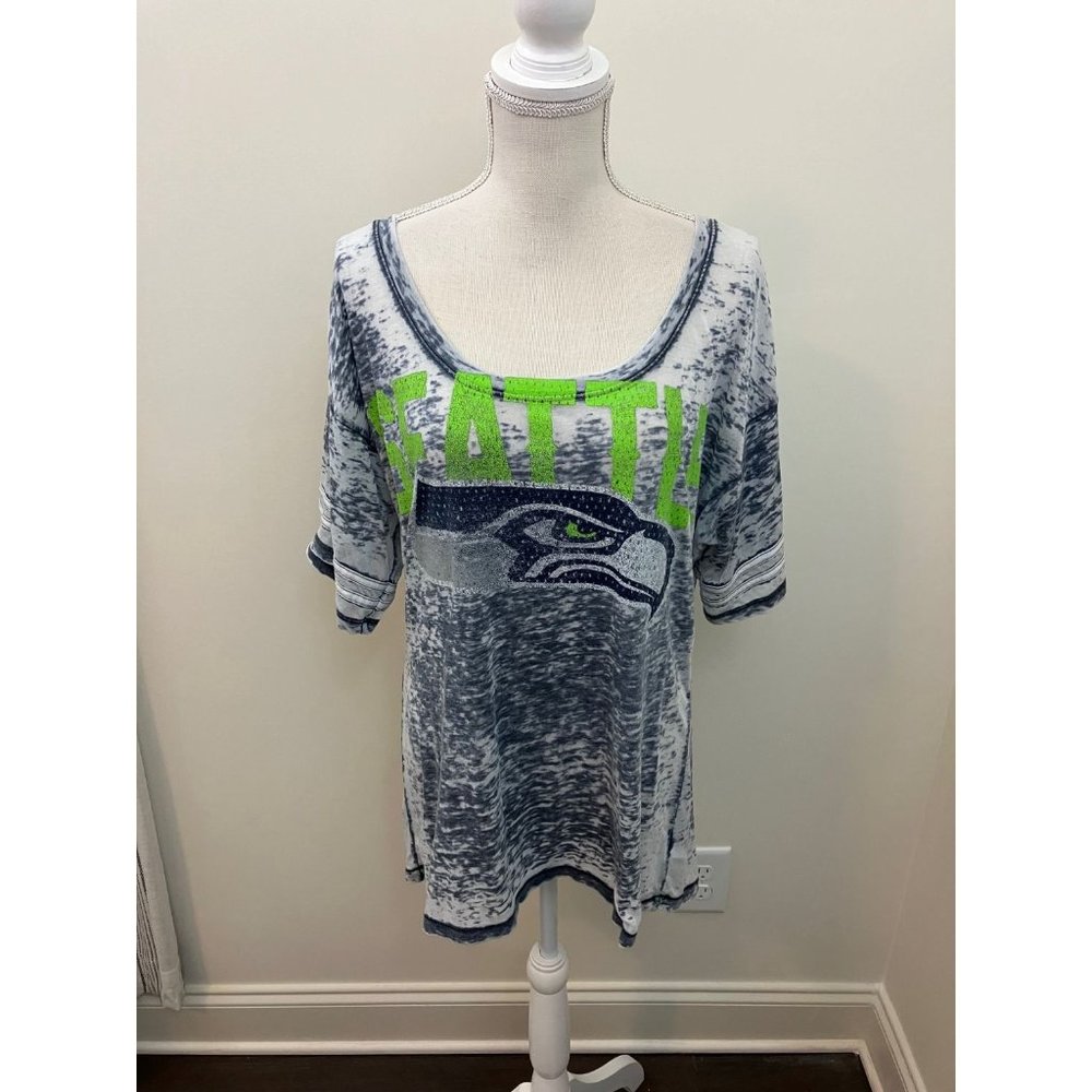 NFL Team Apparel Seattle Seahawks Tee Size Large